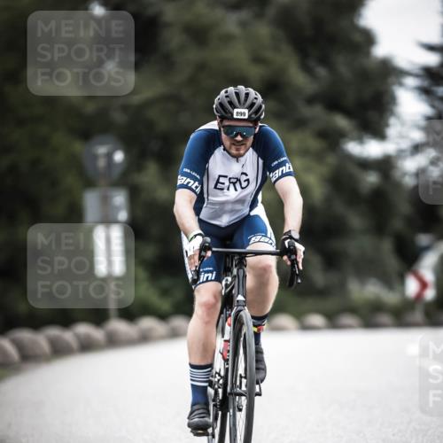 21.06.2026 - 29. Vierlanden-Triathlon H.Heesch http://msf.ph/oto/9860876 21.06.2026 12:07:53 Radfahren 682, 691, 728, 899 meine-sportfotos.de