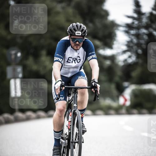 21.06.2026 - 29. Vierlanden-Triathlon H.Heesch http://msf.ph/oto/9860884 21.06.2026 12:07:53 Radfahren 682, 691, 728, 899 meine-sportfotos.de