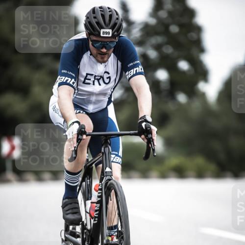 21.06.2026 - 29. Vierlanden-Triathlon H.Heesch http://msf.ph/oto/9860909 21.06.2026 12:07:54 Radfahren 674, 682, 691, 728, 899 meine-sportfotos.de