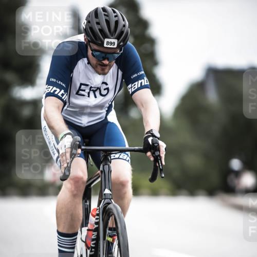 21.06.2026 - 29. Vierlanden-Triathlon H.Heesch http://msf.ph/oto/9860919 21.06.2026 12:07:54 Radfahren 674, 682, 691, 728, 899 meine-sportfotos.de