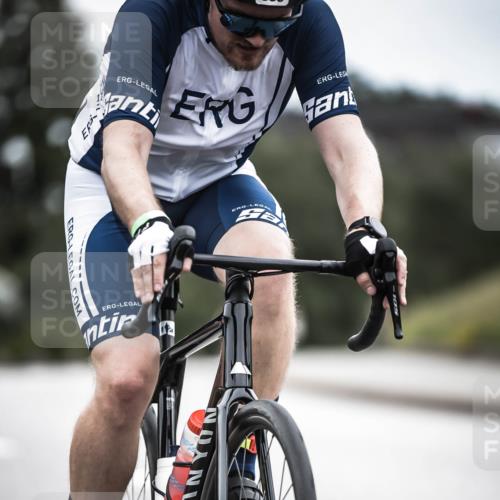 21.06.2026 - 29. Vierlanden-Triathlon H.Heesch http://msf.ph/oto/9860933 21.06.2026 12:07:54 Radfahren 674, 682, 691, 728, 899 meine-sportfotos.de