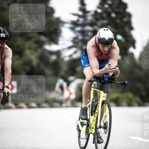 21.06.2026 - 29. Vierlanden-Triathlon H.Heesch http://msf.ph/oto/9860962 21.06.2026 12:08:02 Radfahren 674, 682, 884, 895, 907, 922, 945, 960, 981 meine-sportfotos.de