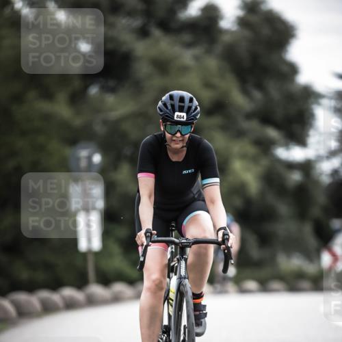 21.06.2026 - 29. Vierlanden-Triathlon H.Heesch http://msf.ph/oto/9860967 21.06.2026 12:08:03 Radfahren 674, 682, 884, 895, 907, 922, 945, 960, 981 meine-sportfotos.de