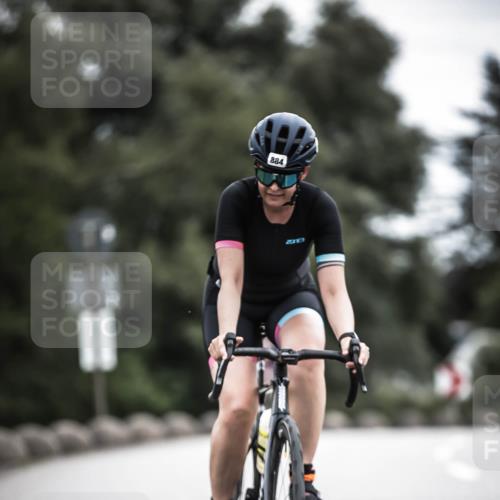 21.06.2026 - 29. Vierlanden-Triathlon H.Heesch http://msf.ph/oto/9860976 21.06.2026 12:08:04 Radfahren 674, 682, 884, 895, 907, 922, 945, 960, 981 meine-sportfotos.de