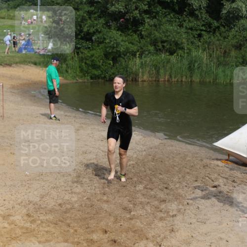 21.06.2026 - 29. Vierlanden-Triathlon Andreas Tolksdorf http://msf.ph/oto/9860980 21.06.2026 09:12:14 Schwimmen 272 meine-sportfotos.de