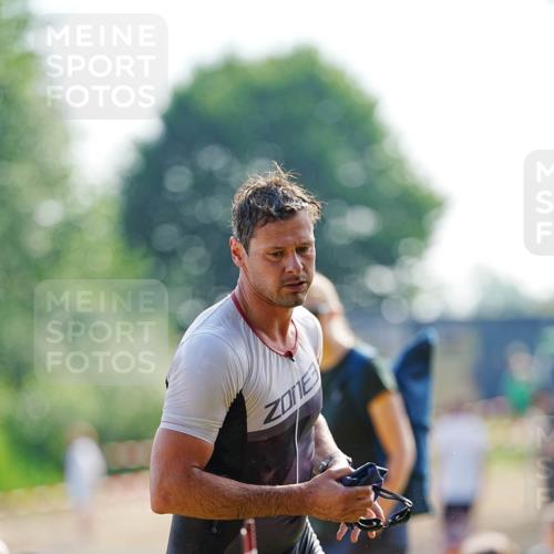 21.06.2026 - 29. Vierlanden-Triathlon LAZAROV Photography http://msf.ph/oto/9861015 21.06.2026 08:45:32 Schwimmen 69, 169, 173, 174, 219 meine-sportfotos.de