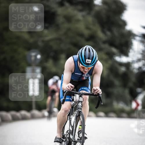 21.06.2026 - 29. Vierlanden-Triathlon H.Heesch http://msf.ph/oto/9861019 21.06.2026 12:08:07 Radfahren 884, 907, 973, 981 meine-sportfotos.de