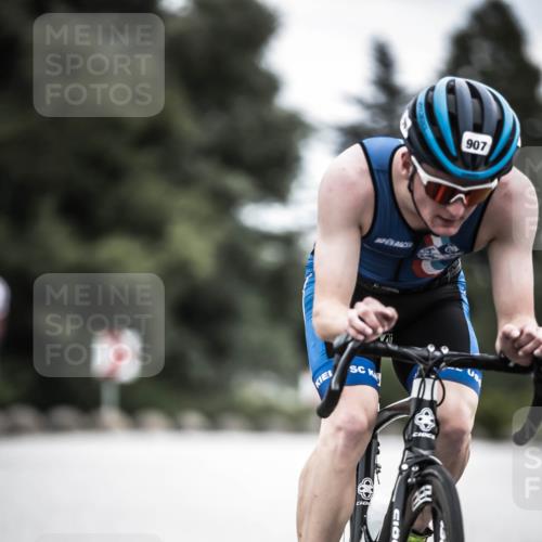21.06.2026 - 29. Vierlanden-Triathlon H.Heesch http://msf.ph/oto/9861045 21.06.2026 12:08:08 Radfahren 884, 907, 973, 981 meine-sportfotos.de