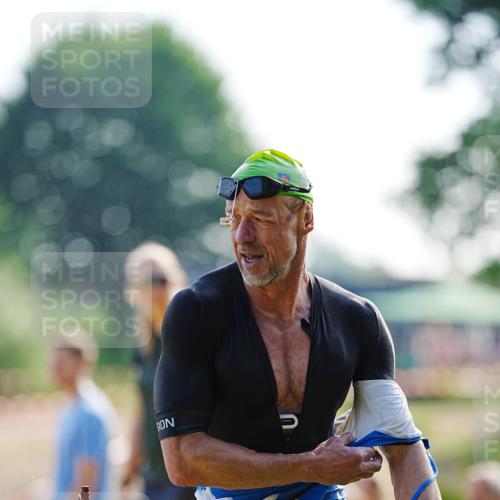 21.06.2026 - 29. Vierlanden-Triathlon LAZAROV Photography http://msf.ph/oto/9861049 21.06.2026 08:45:54 Schwimmen 89, 141, 147, 165 meine-sportfotos.de