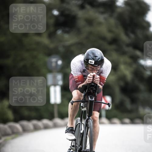 21.06.2026 - 29. Vierlanden-Triathlon H.Heesch http://msf.ph/oto/9861067 21.06.2026 12:08:09 Radfahren 907, 936, 973, 981 meine-sportfotos.de