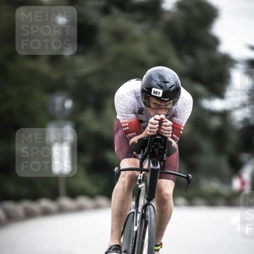 21.06.2026 - 29. Vierlanden-Triathlon H.Heesch http://msf.ph/oto/9861075 21.06.2026 12:08:10 Radfahren 907, 936, 973, 981 meine-sportfotos.de
