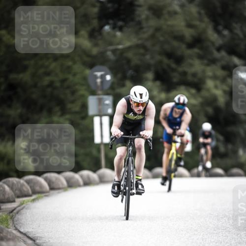 21.06.2026 - 29. Vierlanden-Triathlon H.Heesch http://msf.ph/oto/9861103 21.06.2026 12:08:14 Radfahren 793, 854, 865, 916, 936, 948, 949, 973 meine-sportfotos.de