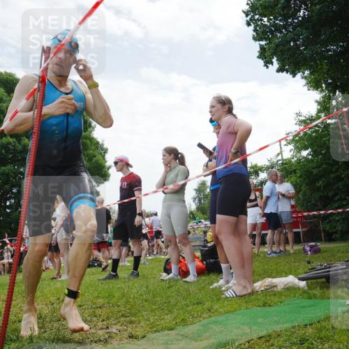 21.06.2026 - 29. Vierlanden-Triathlon LAZAROV Photography http://msf.ph/oto/9861132 21.06.2026 12:59:15 Schwimmen 1030, 1051, 1068, 1071, 1081 meine-sportfotos.de