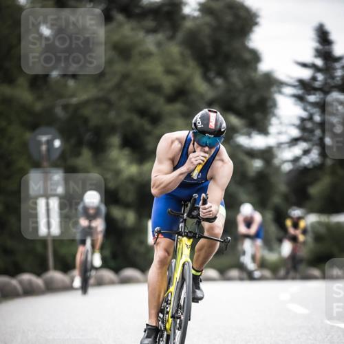 21.06.2026 - 29. Vierlanden-Triathlon H.Heesch http://msf.ph/oto/9861148 21.06.2026 12:08:16 Radfahren 793, 854, 865, 916, 936, 948, 949, 973 meine-sportfotos.de