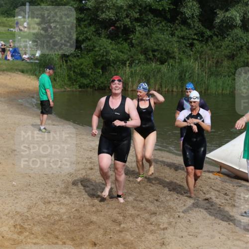 21.06.2026 - 29. Vierlanden-Triathlon Andreas Tolksdorf http://msf.ph/oto/9861157 21.06.2026 09:13:05 Schwimmen 227, 230, 280, 292 meine-sportfotos.de