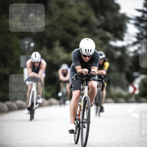 21.06.2026 - 29. Vierlanden-Triathlon H.Heesch http://msf.ph/oto/9861183 21.06.2026 12:08:18 Radfahren 793, 854, 865, 916, 936, 948, 949, 973 meine-sportfotos.de