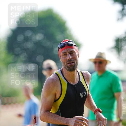 21.06.2026 - 29. Vierlanden-Triathlon LAZAROV Photography http://msf.ph/oto/9861206 21.06.2026 08:48:03 Schwimmen 90, 118, 130, 136 meine-sportfotos.de