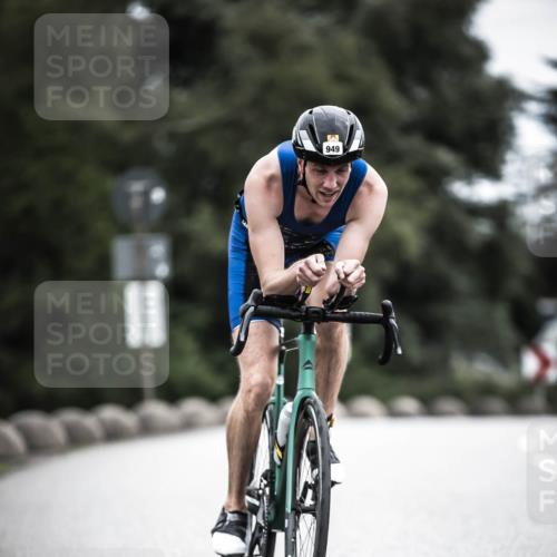 21.06.2026 - 29. Vierlanden-Triathlon H.Heesch http://msf.ph/oto/9861218 21.06.2026 12:08:21 Radfahren 793, 854, 865, 916, 948, 949 meine-sportfotos.de