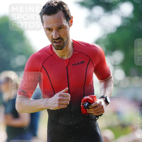 21.06.2026 - 29. Vierlanden-Triathlon LAZAROV Photography http://msf.ph/oto/9861226 21.06.2026 08:48:09 Schwimmen 118, 130, 175 meine-sportfotos.de