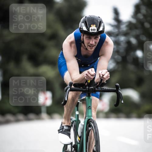 21.06.2026 - 29. Vierlanden-Triathlon H.Heesch http://msf.ph/oto/9861237 21.06.2026 12:08:21 Radfahren 793, 854, 865, 916, 948, 949 meine-sportfotos.de