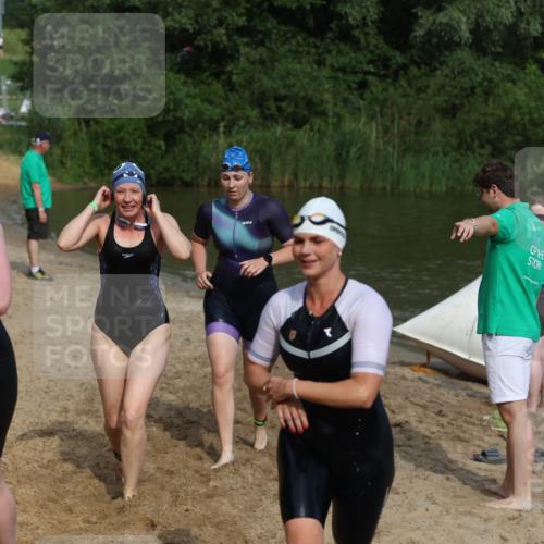 21.06.2026 - 29. Vierlanden-Triathlon Andreas Tolksdorf http://msf.ph/oto/9861249 21.06.2026 09:13:07 Schwimmen 227, 230, 280, 292 meine-sportfotos.de