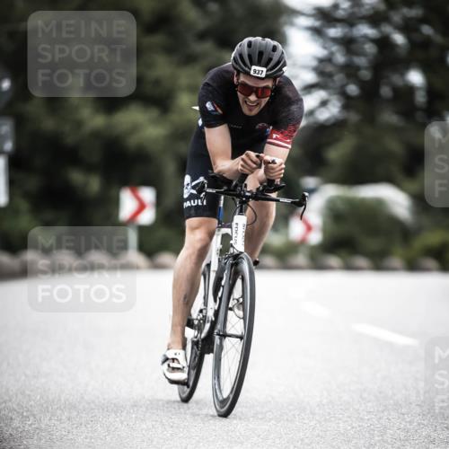 21.06.2026 - 29. Vierlanden-Triathlon H.Heesch http://msf.ph/oto/9861271 21.06.2026 12:08:30 Radfahren 246, 915, 937 meine-sportfotos.de