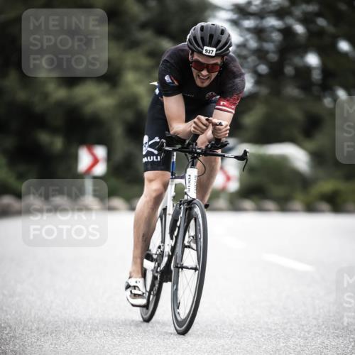 21.06.2026 - 29. Vierlanden-Triathlon H.Heesch http://msf.ph/oto/9861273 21.06.2026 12:08:30 Radfahren 246, 915, 937 meine-sportfotos.de