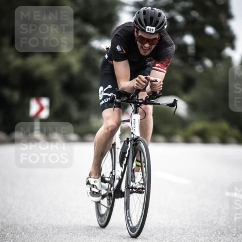 21.06.2026 - 29. Vierlanden-Triathlon H.Heesch http://msf.ph/oto/9861278 21.06.2026 12:08:30 Radfahren 246, 915, 937 meine-sportfotos.de