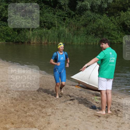 21.06.2026 - 29. Vierlanden-Triathlon Andreas Tolksdorf http://msf.ph/oto/9861306 21.06.2026 09:13:33 Schwimmen 265 meine-sportfotos.de