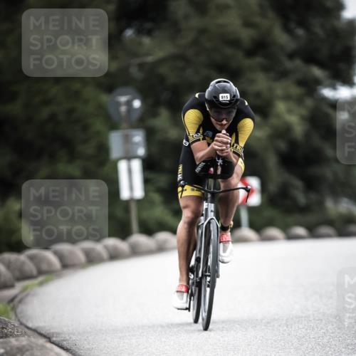 21.06.2026 - 29. Vierlanden-Triathlon H.Heesch http://msf.ph/oto/9861310 21.06.2026 12:08:37 Radfahren 915 meine-sportfotos.de