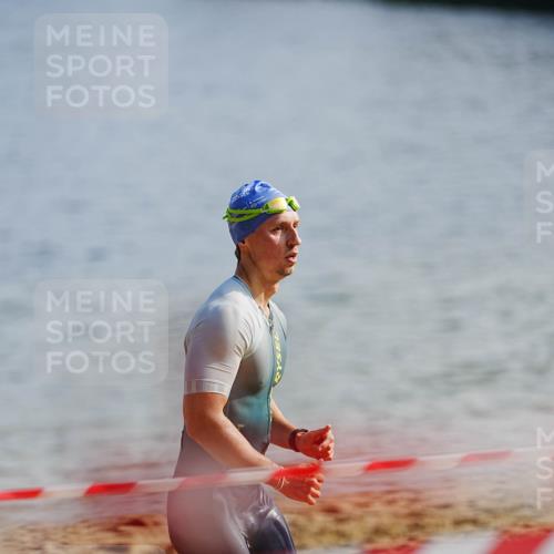 21.06.2026 - 29. Vierlanden-Triathlon LAZAROV Photography http://msf.ph/oto/9861314 21.06.2026 08:48:48 Schwimmen 59, 92, 198 meine-sportfotos.de