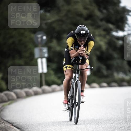 21.06.2026 - 29. Vierlanden-Triathlon H.Heesch http://msf.ph/oto/9861315 21.06.2026 12:08:37 Radfahren 915 meine-sportfotos.de