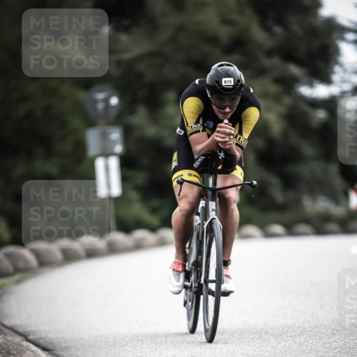21.06.2026 - 29. Vierlanden-Triathlon H.Heesch http://msf.ph/oto/9861317 21.06.2026 12:08:37 Radfahren 915 meine-sportfotos.de
