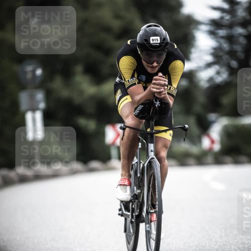 21.06.2026 - 29. Vierlanden-Triathlon H.Heesch http://msf.ph/oto/9861331 21.06.2026 12:08:38 Radfahren 915, 939 meine-sportfotos.de