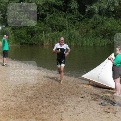 21.06.2026 - 29. Vierlanden-Triathlon Andreas Tolksdorf http://msf.ph/oto/9861344 21.06.2026 09:14:20 Schwimmen 133 meine-sportfotos.de