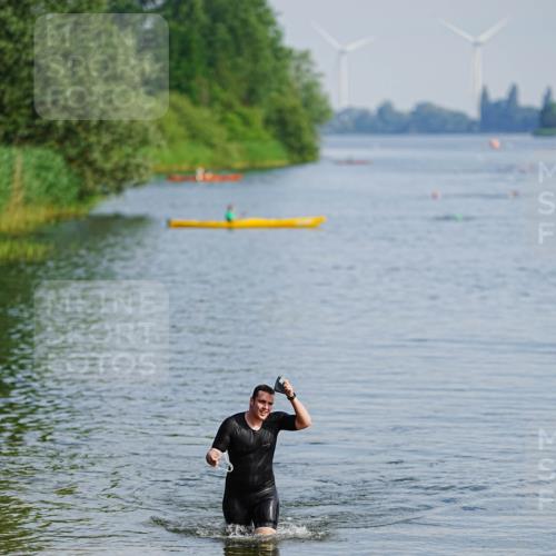21.06.2026 - 29. Vierlanden-Triathlon LAZAROV Photography http://msf.ph/oto/9861350 21.06.2026 08:54:54 Schwimmen  meine-sportfotos.de
