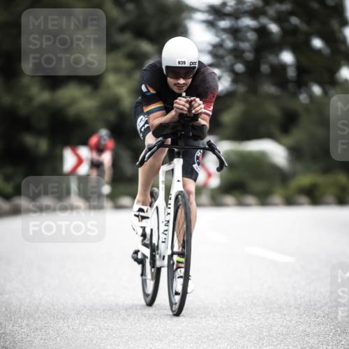21.06.2026 - 29. Vierlanden-Triathlon H.Heesch http://msf.ph/oto/9861353 21.06.2026 12:08:45 Radfahren 939, 980 meine-sportfotos.de