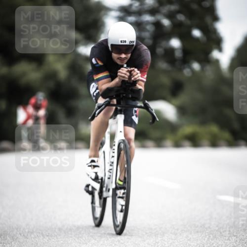21.06.2026 - 29. Vierlanden-Triathlon H.Heesch http://msf.ph/oto/9861357 21.06.2026 12:08:46 Radfahren 939, 980 meine-sportfotos.de