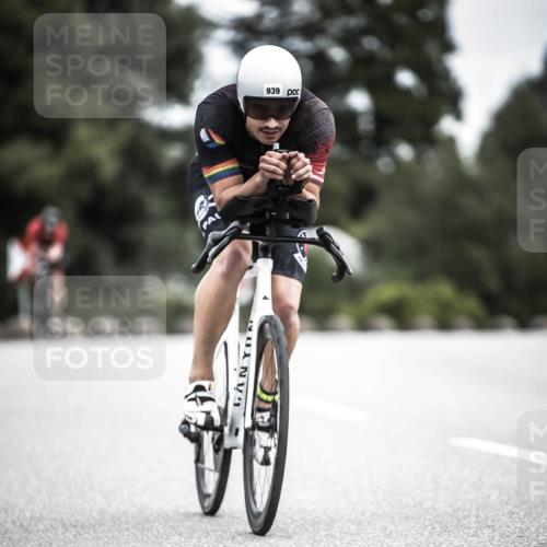 21.06.2026 - 29. Vierlanden-Triathlon H.Heesch http://msf.ph/oto/9861361 21.06.2026 12:08:46 Radfahren 939, 980 meine-sportfotos.de