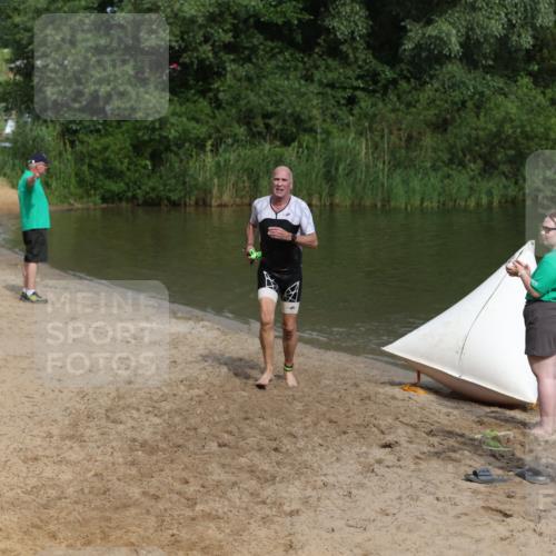 21.06.2026 - 29. Vierlanden-Triathlon Andreas Tolksdorf http://msf.ph/oto/9861372 21.06.2026 09:14:20 Schwimmen 133 meine-sportfotos.de