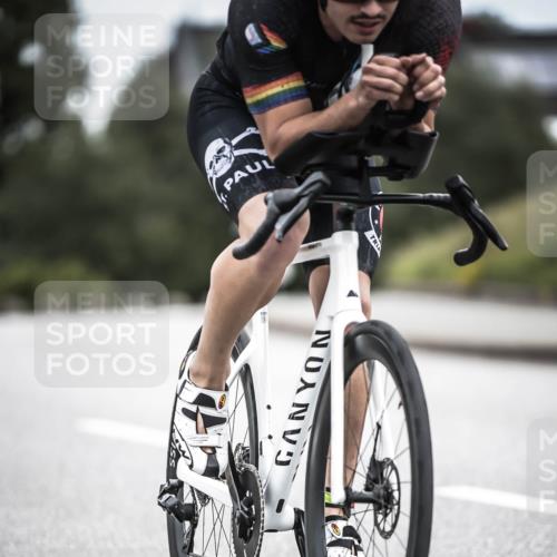 21.06.2026 - 29. Vierlanden-Triathlon H.Heesch http://msf.ph/oto/9861385 21.06.2026 12:08:46 Radfahren 939, 980 meine-sportfotos.de