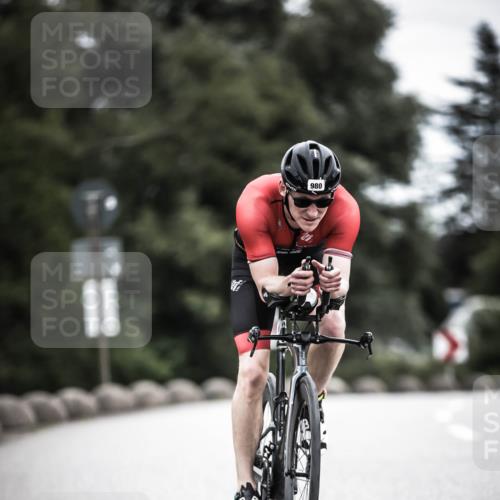 21.06.2026 - 29. Vierlanden-Triathlon H.Heesch http://msf.ph/oto/9861391 21.06.2026 12:08:49 Radfahren 939, 980 meine-sportfotos.de