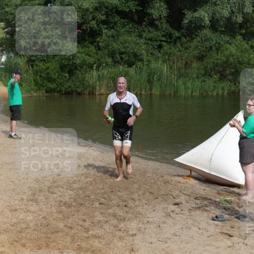 21.06.2026 - 29. Vierlanden-Triathlon Andreas Tolksdorf http://msf.ph/oto/9861404 21.06.2026 09:14:20 Schwimmen 133 meine-sportfotos.de