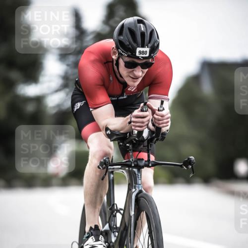 21.06.2026 - 29. Vierlanden-Triathlon H.Heesch http://msf.ph/oto/9861416 21.06.2026 12:08:49 Radfahren 939, 980 meine-sportfotos.de