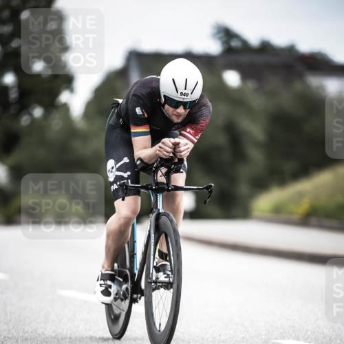 21.06.2026 - 29. Vierlanden-Triathlon H.Heesch http://msf.ph/oto/9861465 21.06.2026 12:08:59 Radfahren 832, 932, 940 meine-sportfotos.de