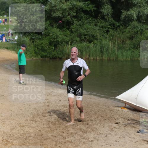 21.06.2026 - 29. Vierlanden-Triathlon Andreas Tolksdorf http://msf.ph/oto/9861490 21.06.2026 09:14:22 Schwimmen 133 meine-sportfotos.de