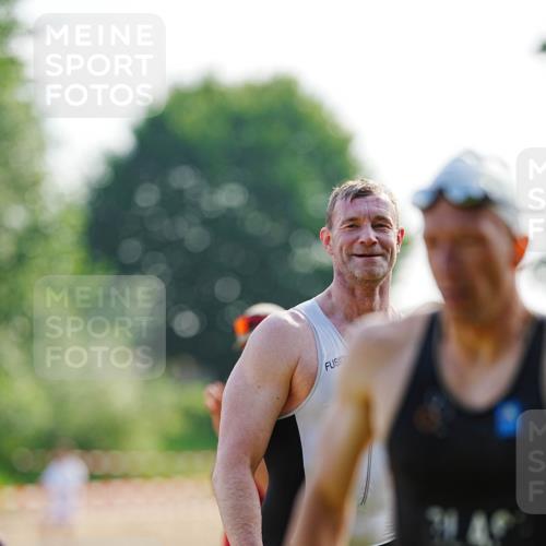 21.06.2026 - 29. Vierlanden-Triathlon LAZAROV Photography http://msf.ph/oto/9861513 21.06.2026 08:58:31 Schwimmen 8, 137, 158 meine-sportfotos.de