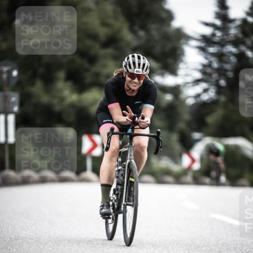 21.06.2026 - 29. Vierlanden-Triathlon H.Heesch http://msf.ph/oto/9861523 21.06.2026 12:09:12 Radfahren 883, 929 meine-sportfotos.de