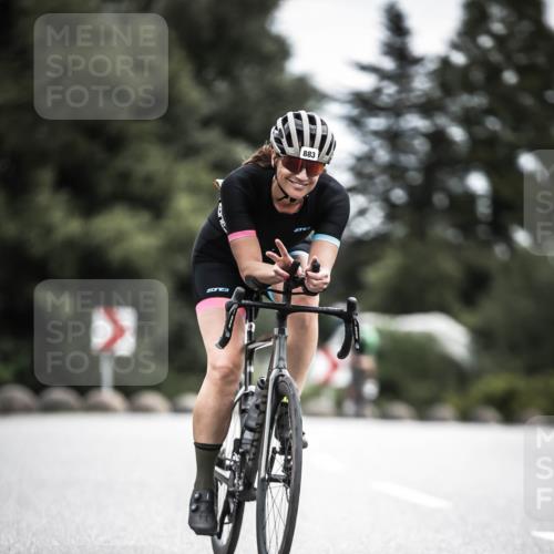 21.06.2026 - 29. Vierlanden-Triathlon H.Heesch http://msf.ph/oto/9861534 21.06.2026 12:09:13 Radfahren 883, 929 meine-sportfotos.de