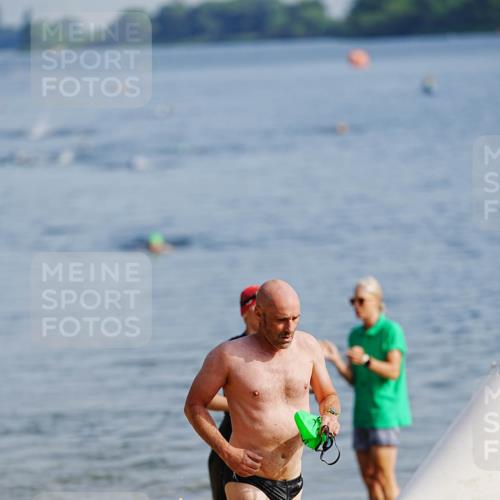 21.06.2026 - 29. Vierlanden-Triathlon LAZAROV Photography http://msf.ph/oto/9861579 21.06.2026 08:59:10 Schwimmen 168, 229, 242 meine-sportfotos.de